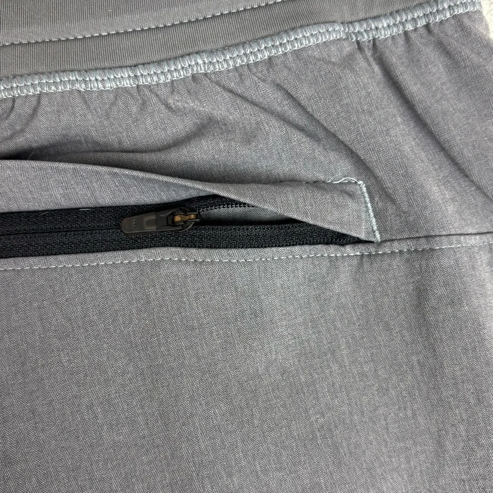 Under Armour Pants Mens XL Gray WG Woven Tapered Fitted Stretch Drawstring